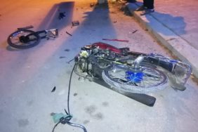 Kazada Motosiklet İkiye Ayrıldı 2 Kişi Yaralandı (2)