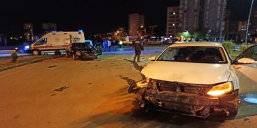 Kozanda Sokağa Çıkma Yasağında Trafik Kazası 2 Yaralı (4)