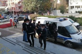 Kozanda Uyuşturucu Operasyonu 5 Tutuklama (2)