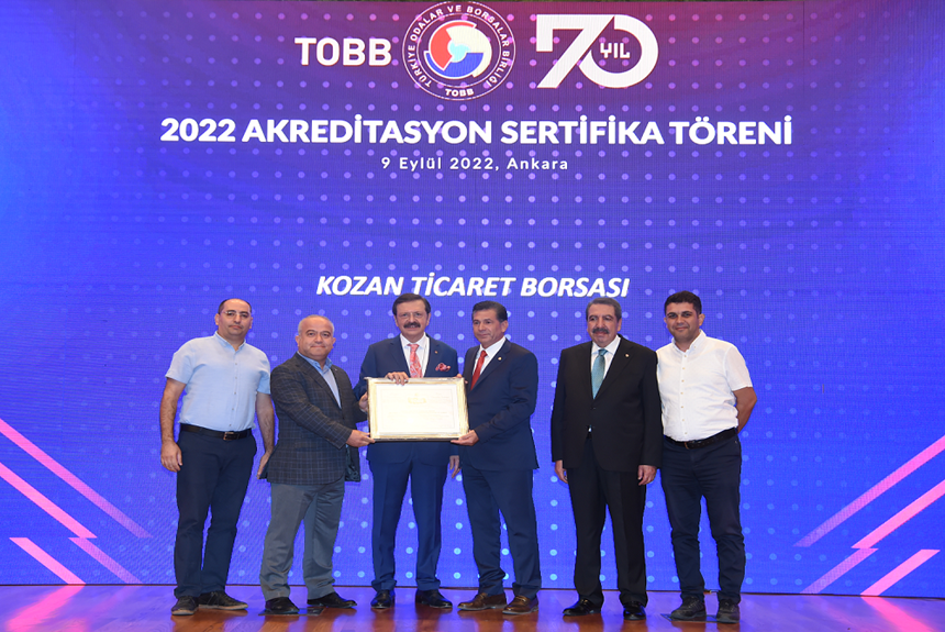 Başkan Çevikalp’e TOOB Genel Başkanı Hisarcıklıoğlu’ndan Ödül