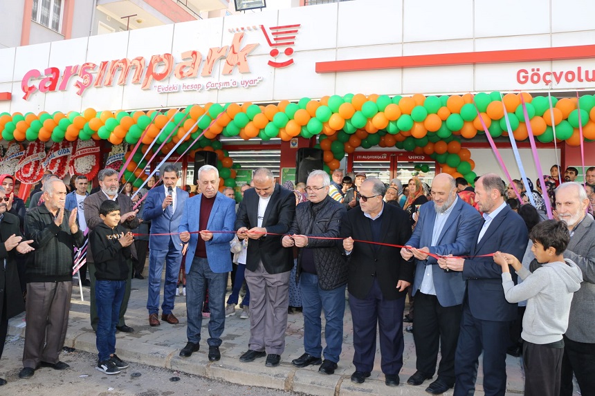 Kozan Çarşımpark AVM Görkemli Bir Törenle Açıldı