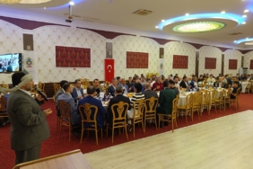 Kozan-Ticaret-Borsasi-Uyelerine-ve-STK-Temsilcilerine-Iftar-3